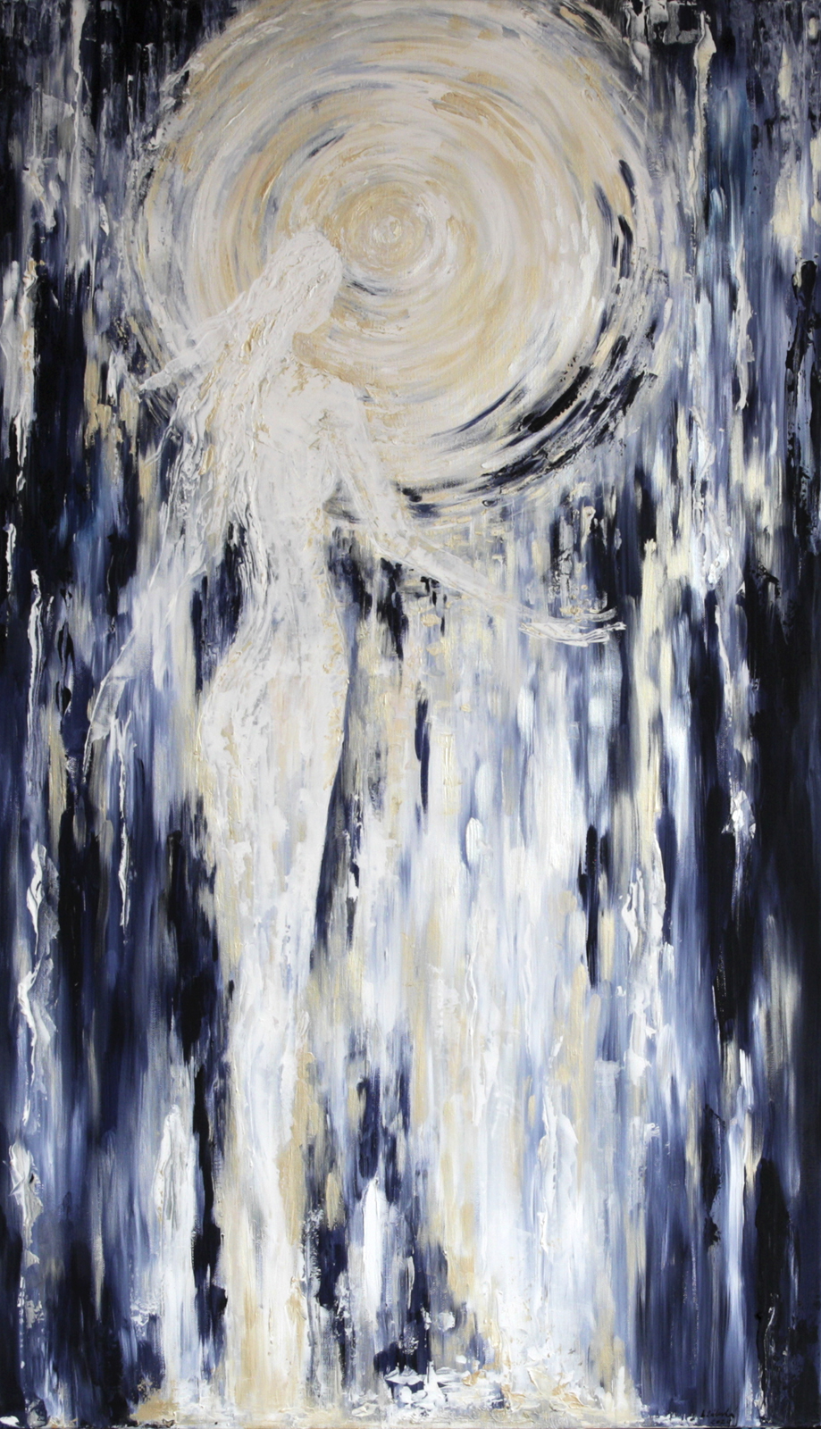 All embracing Love of the Moon